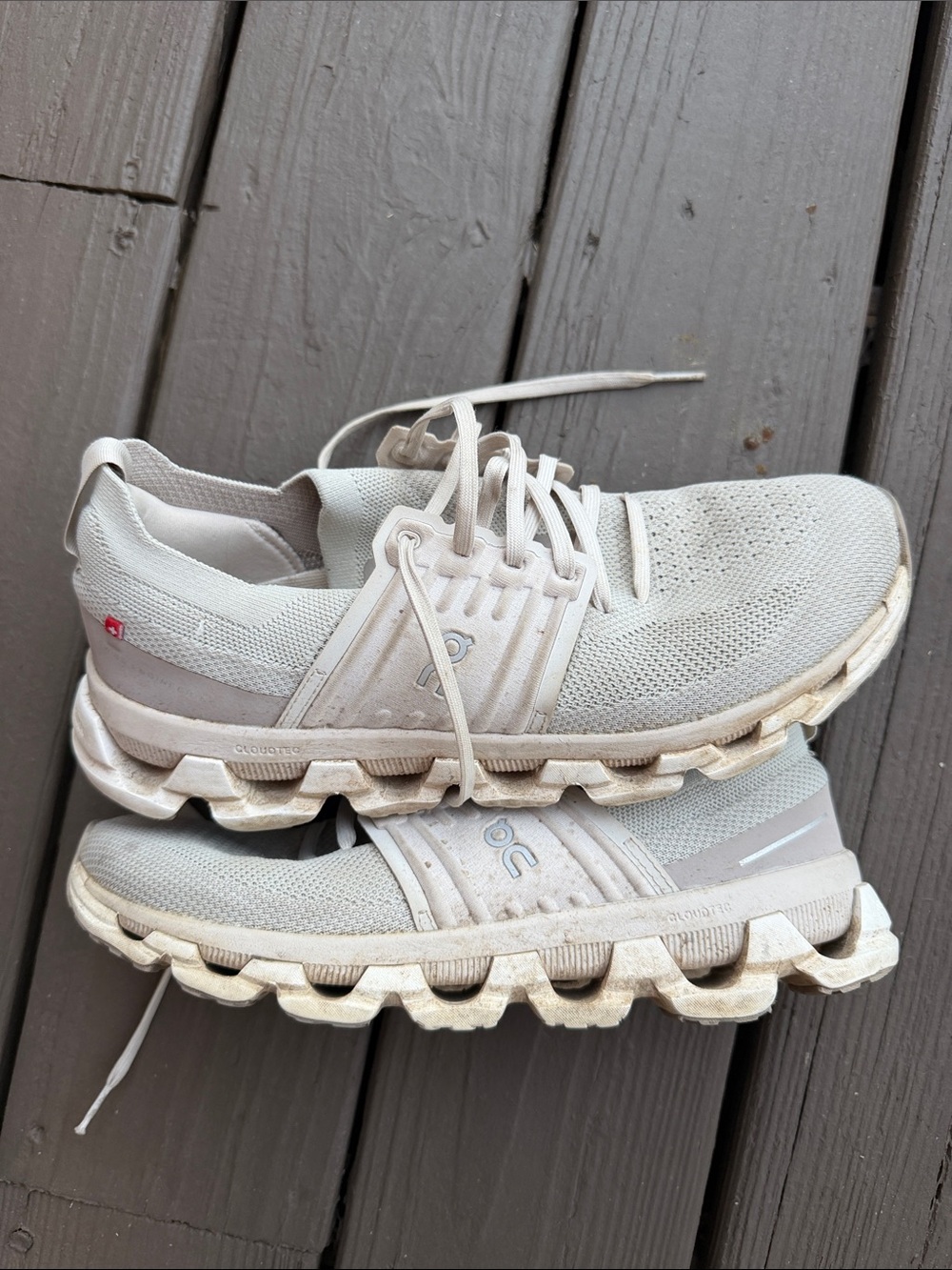 ON CLOUDSWIFT 3 WMNS
"PEARL FOG"  Women’s Size 9